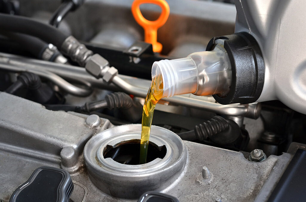 3-Symptoms-Your-Car-Requires-an-Oil-Change-_-Auto-Repair-in-Keller,-TX