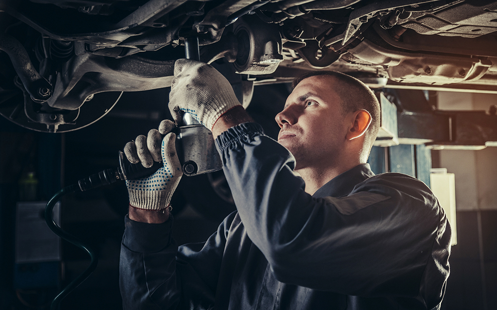 Qualities of a Great Auto Repair Mechanic | Southlake, TX