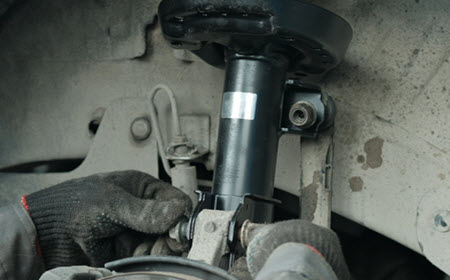 Volvo Front Strut Repair